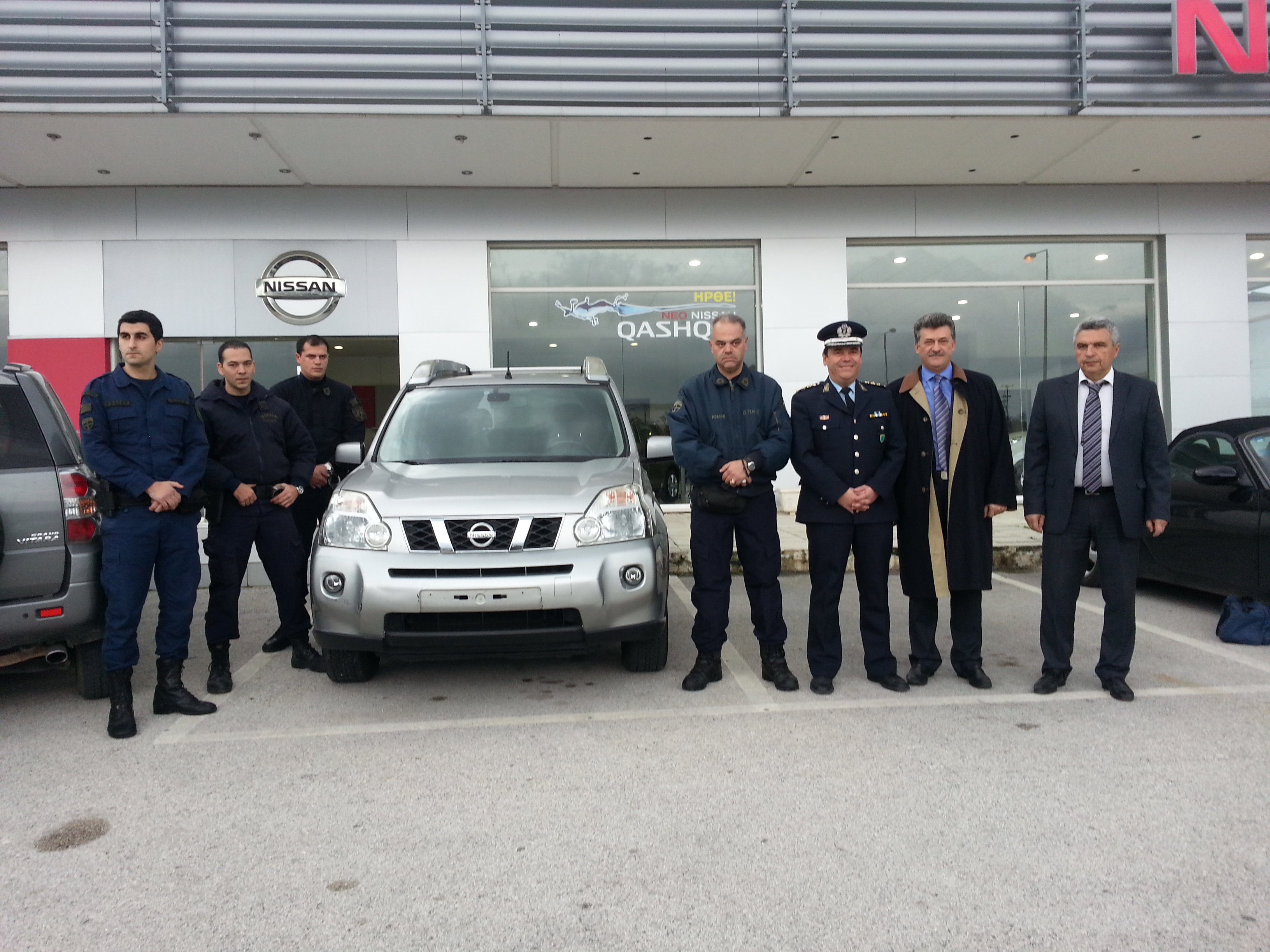 Το Επιμελητήριο Κορινθίας παρέδωσε ένα τζιπ στην Αστυνομική Διεύθυνση Κορινθίας