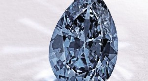 Πουλήθηκε το μπλε διαμάντι - το πιο ακριβό διαμάντι στον κόσμο