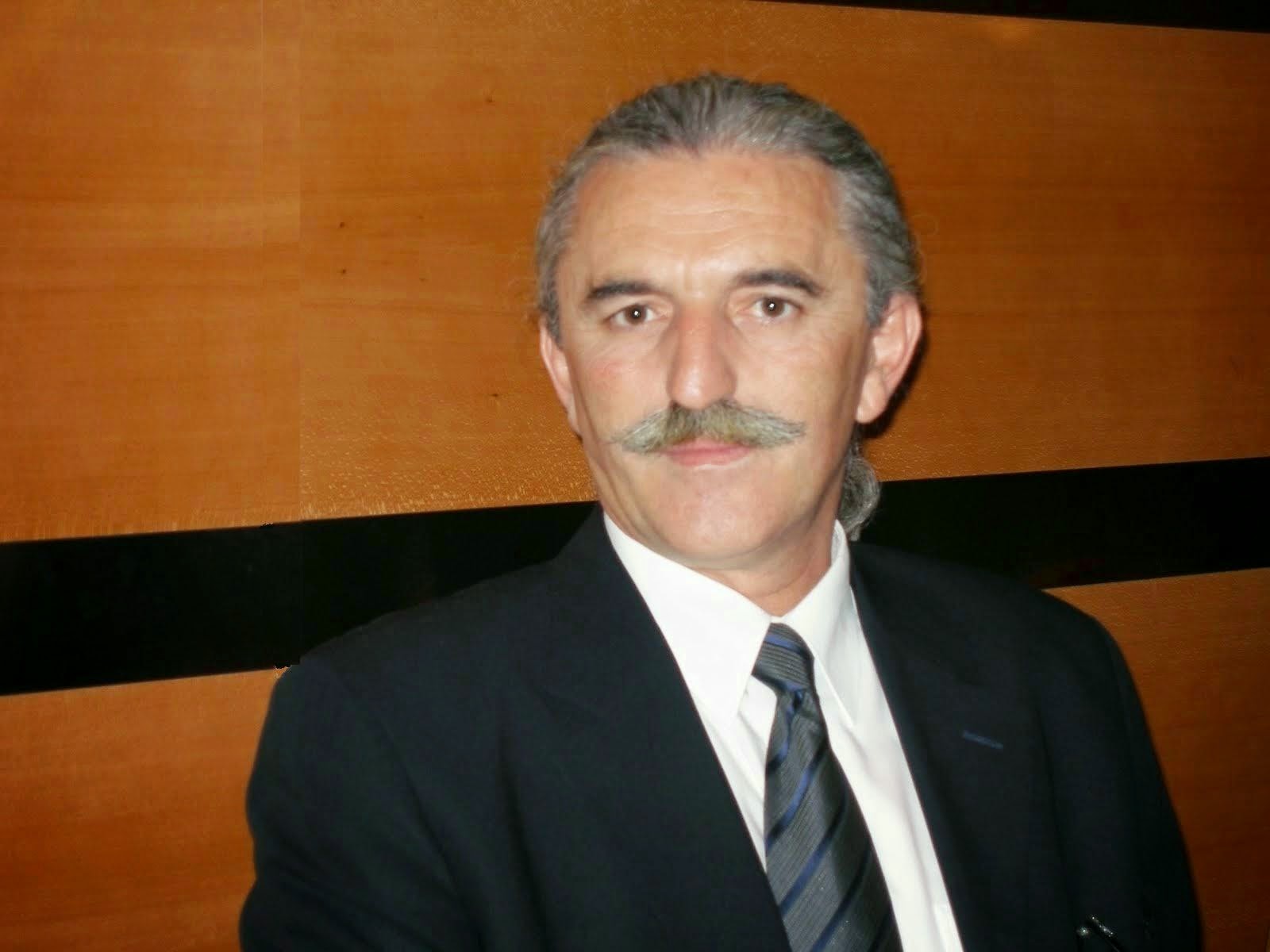 ντουσικοσ χρηστος