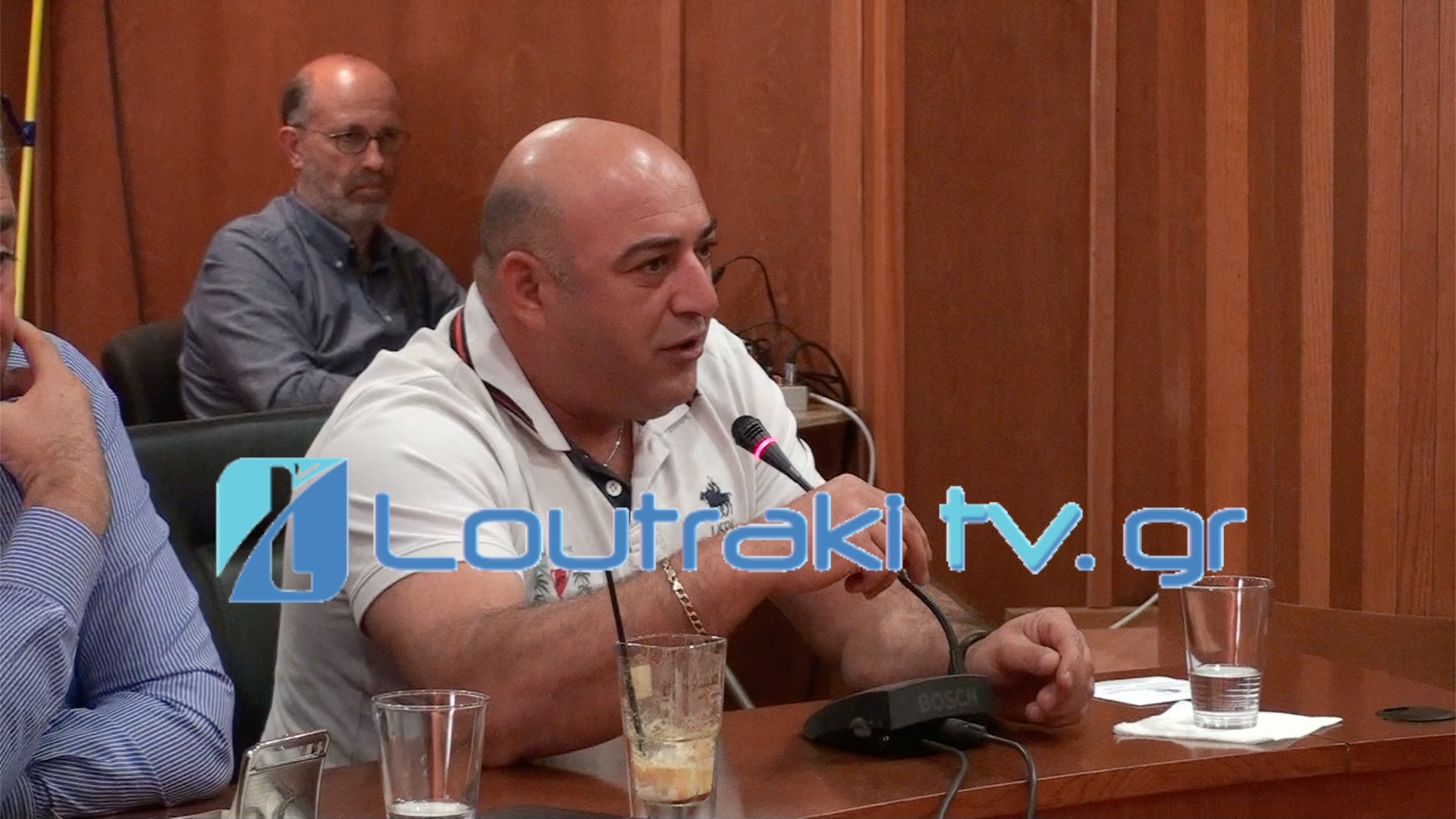 Π. Βαρελάς αιρετός πότιζε τις ελιές του απ' το νερό της ΔΕΥΑΛ και έδινε νερό χωρίς ρολόγια1