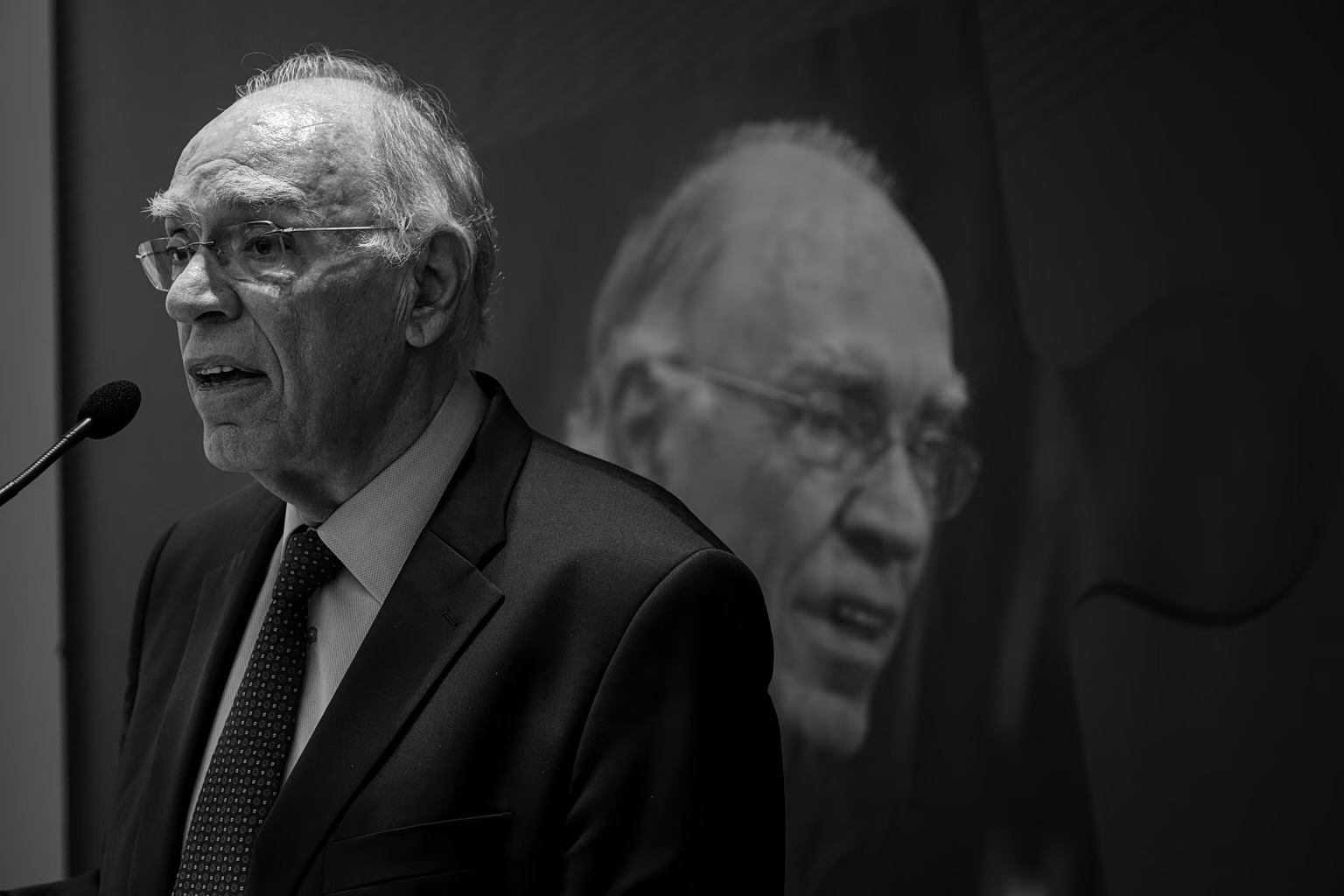 Βασίλης Λεβέντης