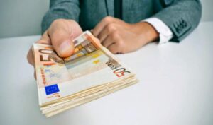 Απάτη 650.000 ευρώ στην Κρήτη